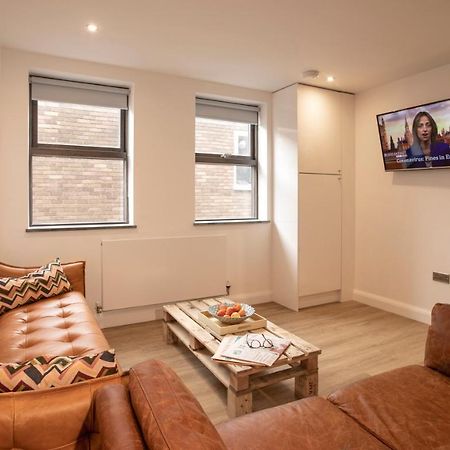 Апартаменты No 1 Wood Street Суиндон Экстерьер фото